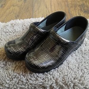 Dansko Women's Professional Clogs